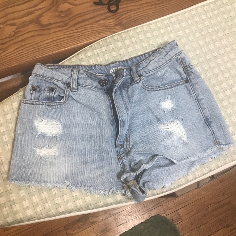 BDG High Rise Dree Cheeky Short Size 26
